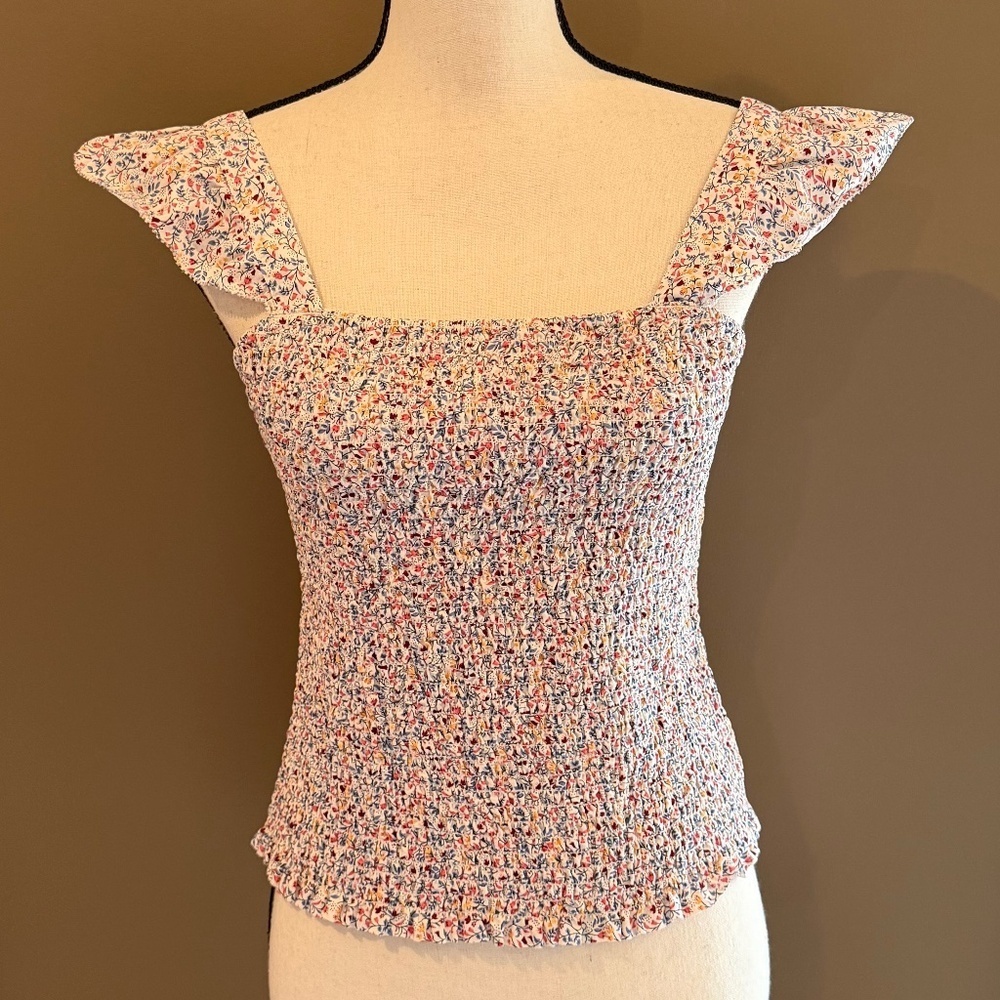 Old Navy Ruched Stretch Bodice Floral Cropped Ruffle Cap Sleeve, Size Medium